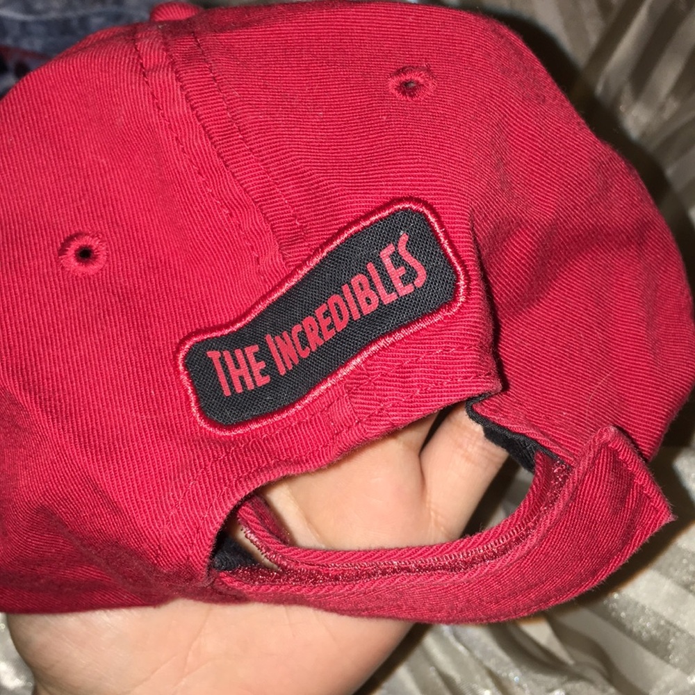 Disney hat - Picture 4 of 4